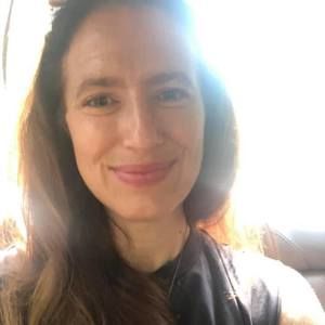 Meet your Posher, Caroline